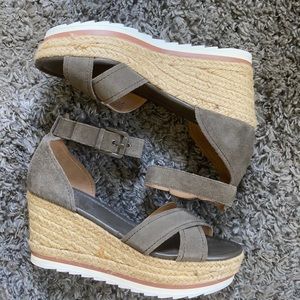 Marc Fisher wedge heels